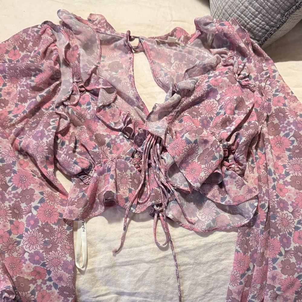 For love and lemons Pink crop